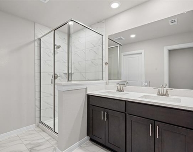 1329 Water Canna Drive - Photo Thumbnail 12