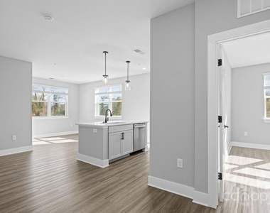 120 Matheson Avenue - Photo Thumbnail 45