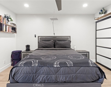 7740 Redlands - Photo Thumbnail 11