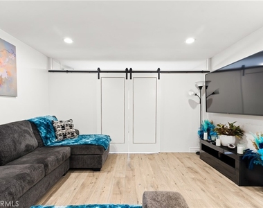 7740 Redlands - Photo Thumbnail 3
