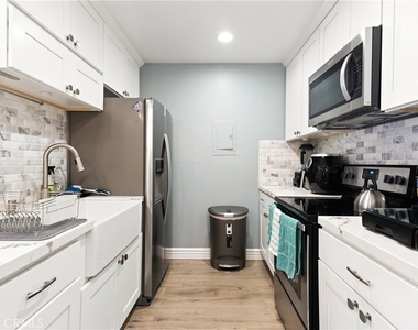 7740 Redlands - Photo Thumbnail 7