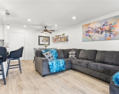 7740 Redlands - Photo Thumbnail 5