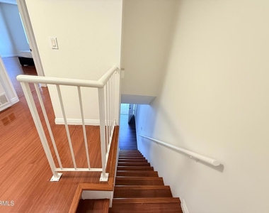 1522 S Baldwin Avenue - Photo Thumbnail 13