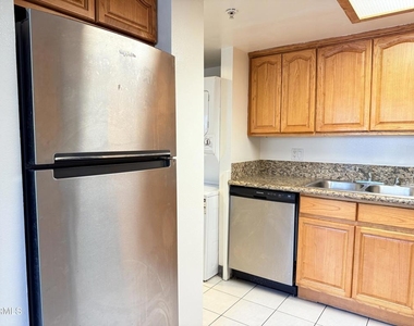 1522 S Baldwin Avenue - Photo Thumbnail 10