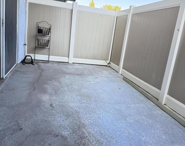 1522 S Baldwin Avenue - Photo Thumbnail 25
