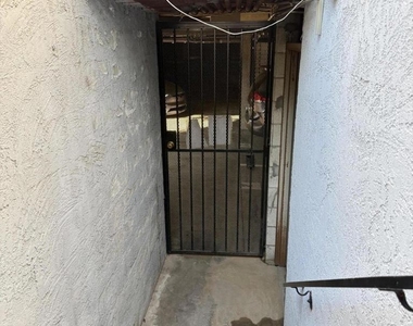 1522 S Baldwin Avenue - Photo Thumbnail 30