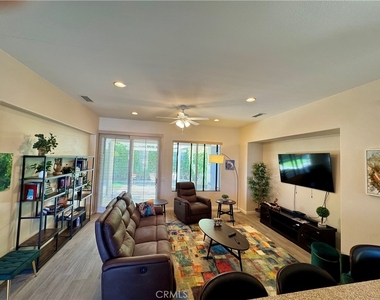 80589 Hoylake Drive - Photo Thumbnail 8