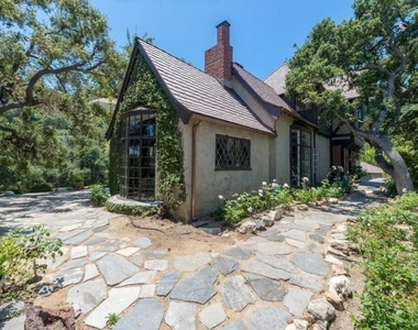 1957 Mandeville Canyon Road - Photo Thumbnail 36