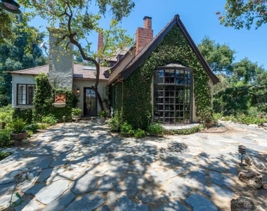 1957 Mandeville Canyon Road - Photo Thumbnail 3