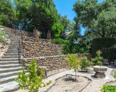 1957 Mandeville Canyon Road - Photo Thumbnail 43