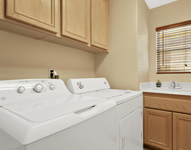 79948 Bethpage Avenue - Photo Thumbnail 19