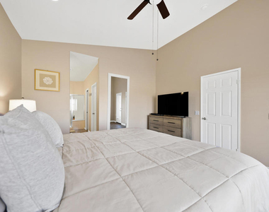 79948 Bethpage Avenue - Photo Thumbnail 13