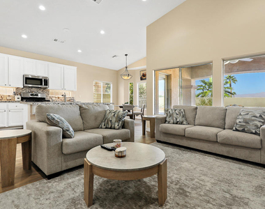 79948 Bethpage Avenue - Photo Thumbnail 4