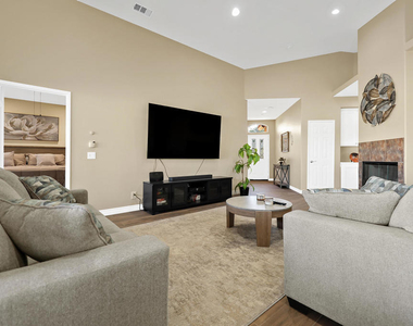 79948 Bethpage Avenue - Photo Thumbnail 7