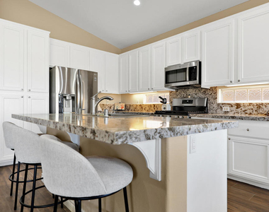 79948 Bethpage Avenue - Photo Thumbnail 8