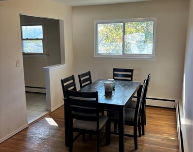 148 N 22nd Street - Photo Thumbnail 4