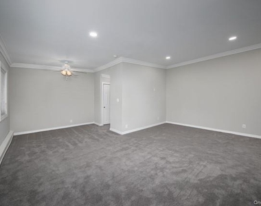 198b Jefferson Avenue - Photo Thumbnail 4