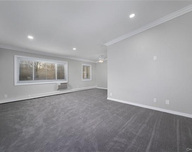 198b Jefferson Avenue - Photo Thumbnail 3