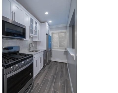 198b Jefferson Avenue - Photo Thumbnail 2