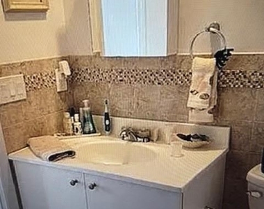 2 Richmond Road - Photo Thumbnail 14