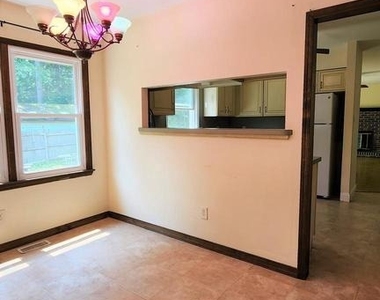 408 Deptford Road - Photo Thumbnail 3