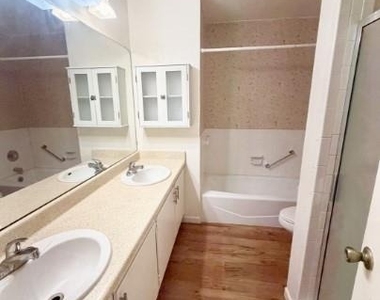 728 W San Antonio St - Photo Thumbnail 9