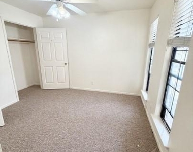 728 W San Antonio St - Photo Thumbnail 8