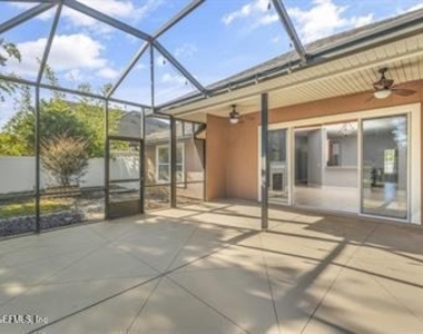 32330 Sunny Parke Drive - Photo Thumbnail 3