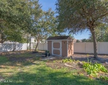 32330 Sunny Parke Drive - Photo Thumbnail 8