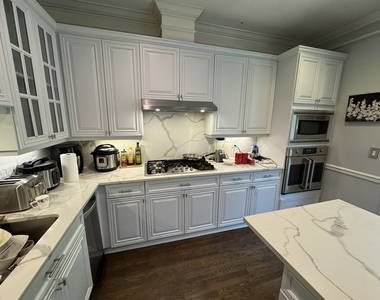 1413 S Prairie Avenue - Photo Thumbnail 7