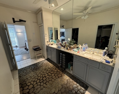 1413 S Prairie Avenue - Photo Thumbnail 16