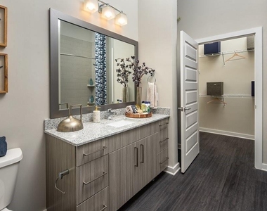 1399 Herrington Road - Photo Thumbnail 11