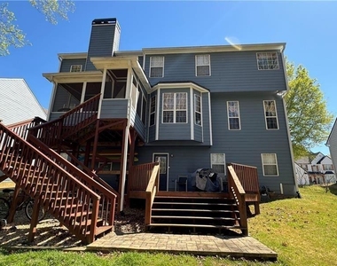 415 Holland Springs Drive - Photo Thumbnail 23