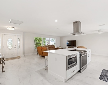 134 Sw 57th Terrace - Photo Thumbnail 1