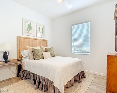 15919 Leaning Pine Lane - Photo Thumbnail 36
