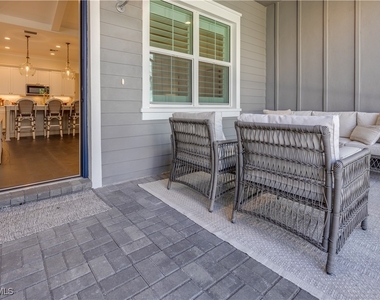 7213 Saona Court - Photo Thumbnail 14