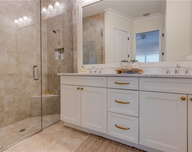 7213 Saona Court - Photo Thumbnail 10