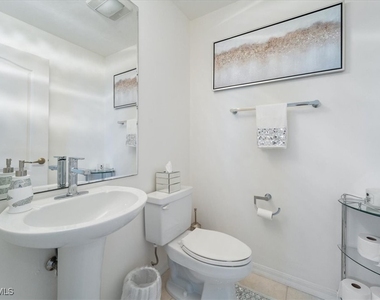 14819 Laguna Drive - Photo Thumbnail 31
