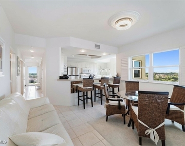 14819 Laguna Drive - Photo Thumbnail 12