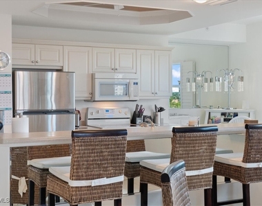 14819 Laguna Drive - Photo Thumbnail 14