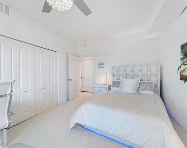 14819 Laguna Drive - Photo Thumbnail 23