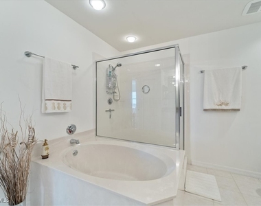 14819 Laguna Drive - Photo Thumbnail 29