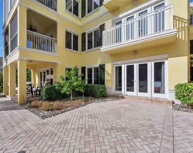 325 3rd Street S - Photo Thumbnail 29