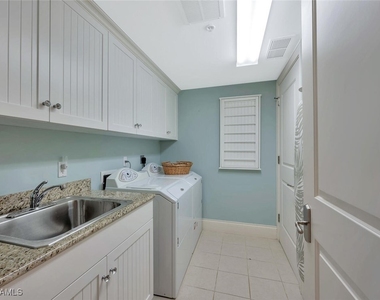 325 3rd Street S - Photo Thumbnail 28