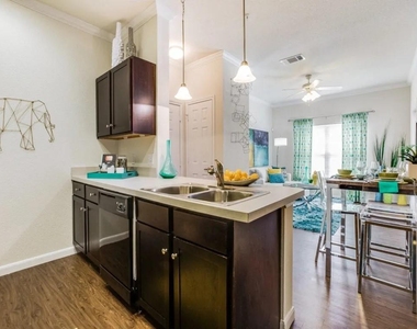 14722 Nacogdoches Rd - Photo Thumbnail 16