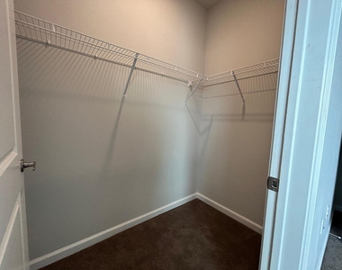 2136 W 34th St - Photo Thumbnail 7