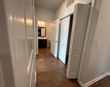 2136 W 34th St - Photo Thumbnail 9