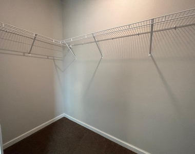 2136 W 34th St - Photo Thumbnail 6
