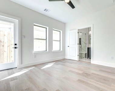 5634 Dolores Street - Photo Thumbnail 25