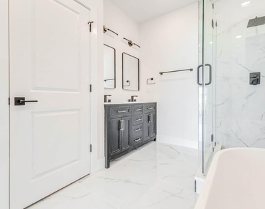 5634 Dolores Street - Photo Thumbnail 24
